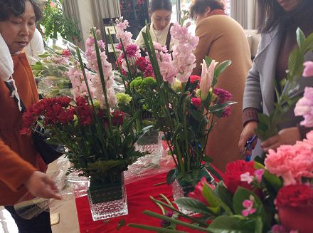 湖州華都舉辦&ldquo;麗人節&rdquo;專場活動