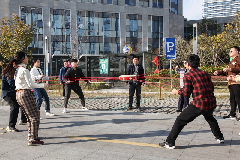 1637228159260211.jpg 2-浙農(nóng)控股顛高高隊_副本.jpg