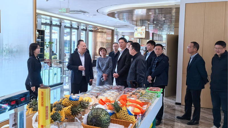 曹勇奇帶隊赴物產中大云商考察調研