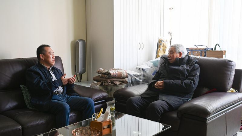 集團(tuán)領(lǐng)導(dǎo)春節(jié)前看望慰問老同志